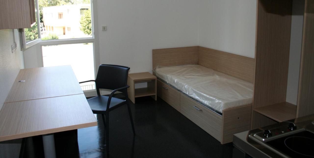 Marguerite Lejlighedshotel Villeurbanne Eksteriør billede